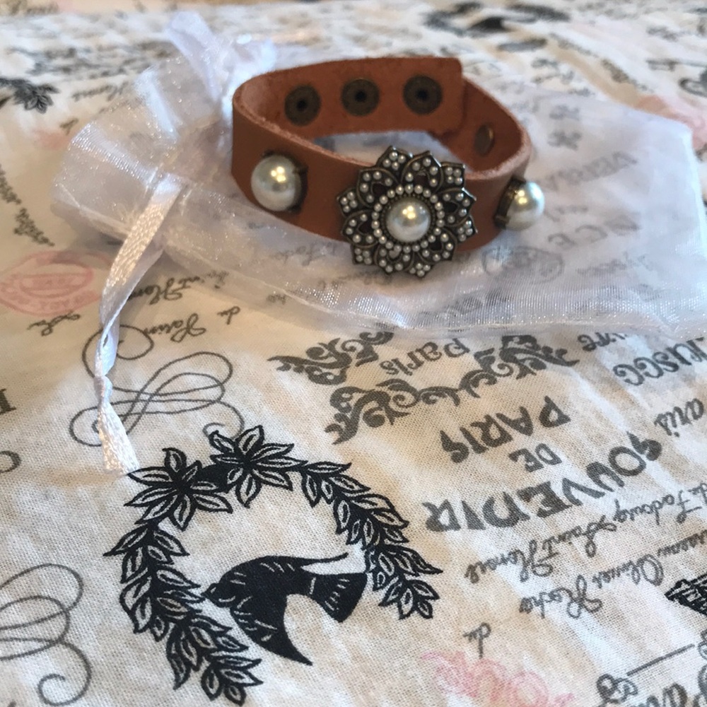 Plunder childs Bracelet Runs Small
